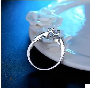 GlimmerSilver Fashion Ring Collection